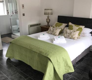 Dingwall Casa | Garfield Guesthouse