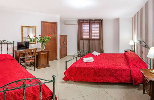 Sciacca Historic Centre Cama Y Desayuno | Garibaldi Relais