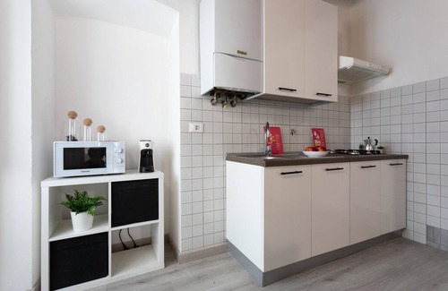 Roman Quarter Apartamento | Garibaldi Ten by Wonderful Italy