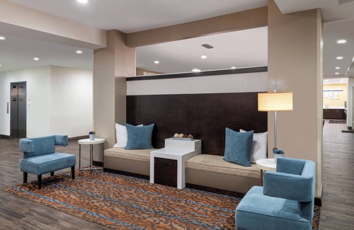 Clarksville Hotel | Garner Hotel Clarksville Northeast by IHG