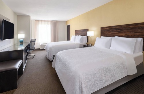 Clarksville Hotel | Garner Hotel Clarksville Northeast by IHG