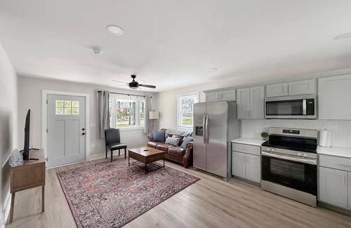 Southwest Raleigh Casa | Garner's Retreat | 2Bd/2Ba & Pet Friendly