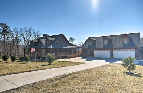 Luray Casa | Garnerland in Luray with Hot Tub and Pet Friendly