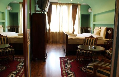 Novi Sad Hotel | Garni Hotel Garson-Lux NS