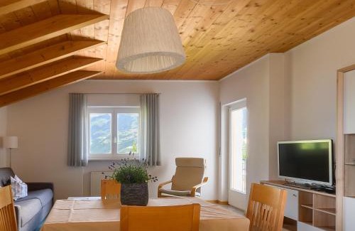 Tirolo Hotel | Garni Hotel Walburg
