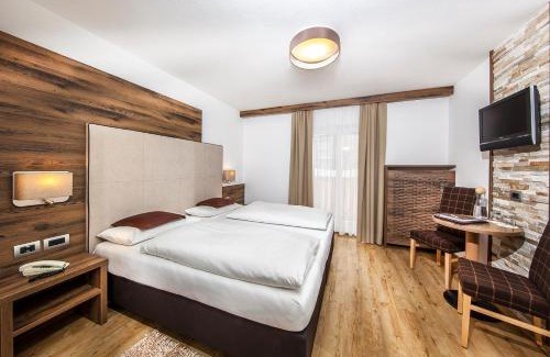 Selva di Val Gardena Hotel | Garni Lanzinger