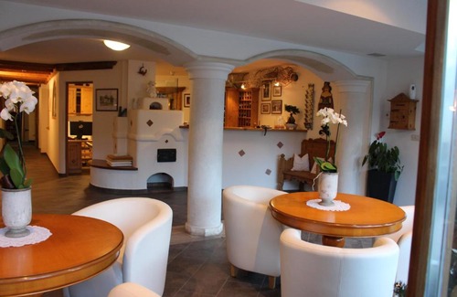 Kastelruth Cama Y Desayuno | Garni Residence Trocker