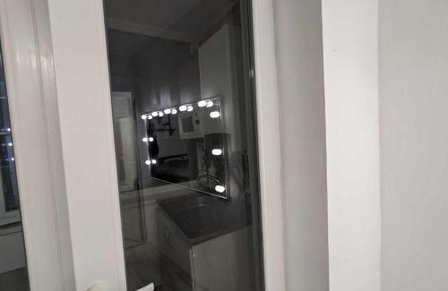 Tulcea Casa | Garsoniera in apartament liber