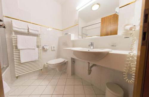 Fuegen Hotel | Gartenhotel Crystal - 4 Sterne Superior