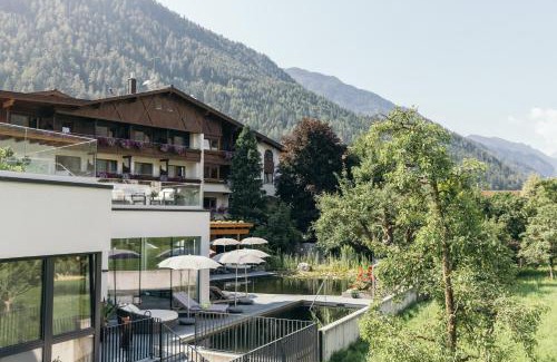 Ried im Oberinntal Hotel | Gartenhotel Linde 4 Sterne Superior