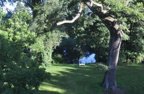 Berge Cama Y Desayuno | Gartenzimmer im Schloss Neuhausen