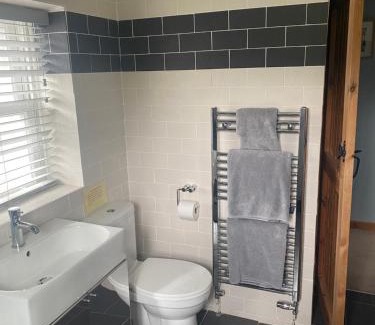 Llanbedr Cama Y Desayuno | Garth Engan Private Self Contained B&B with Garden Area