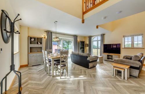 Wing Casa | Garth House - Castlesteads