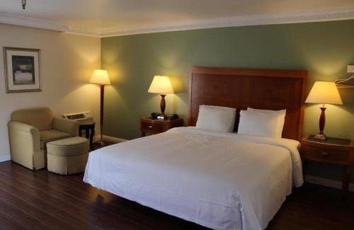 Monterey Park Hotel | Garvey Inn Hotel - Taipei Inn, Monterey Park