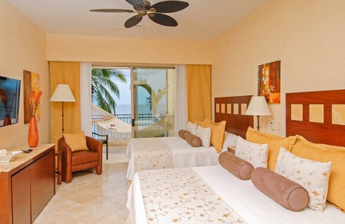 Amapas Complejo | Garza Blanca - Puerto Vallarta - Luxury Studio, 1, 2 or 3 Bdrm Suites