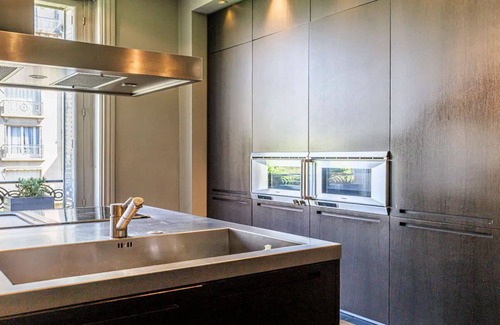 Quartier du Gros-Caillou Apartamento | GASP AT THE GLORIOUS VIEW OF EIFFEL-WITH CHEF SERVICE-280M2 LARGER THAN LUXURY!