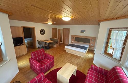 Obermunstertal Casa | Gasthaus Sonne