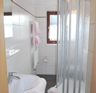 Adorf Casa | Gasthof Zur Linde