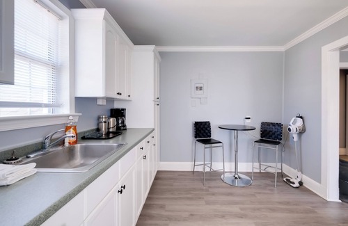 Hamilton Apartamento | Gastropub On-Site: Loudoun Wine Country Apartment