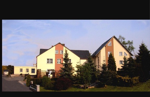 Burkau Casa | Gaststätte & Pension Jiedlitz