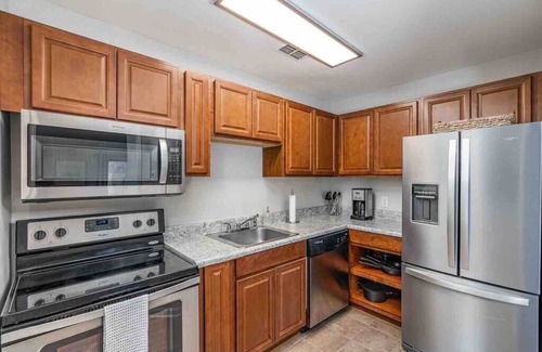 Columbia Apartamento | ✨Gated ✨2 bed, 2 bath townhome close to downtown!