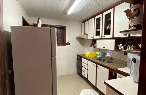 Centro Casa | Casa: Conjunto Cerrado, 5 Suites, Seguridad 24 horas, Chimenea, Barbacoa
