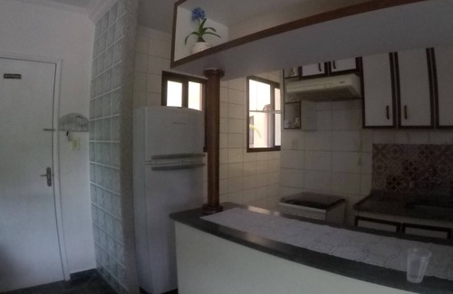 Vila Clais Apartamento | condominio cerrado, cerca de la playa, 2 vacantes