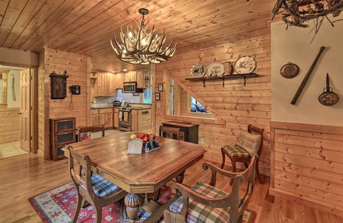 Sparta Cabina | Gated Community w/ Perks: Cozy Sparta Cabin!