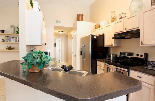 Westridge Casa | Gated Community Westridge! 4 bedrooms, 3 bathrooms and private pool. Free WIFI