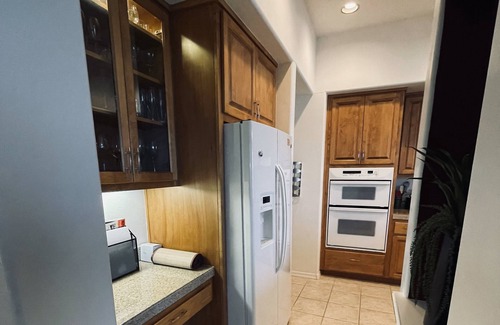 Fountain Hills Condominio | 1 minuto a pie del restaurante Flourish en el resort, a 10 minutos de Mayo, a 5 minutos de la ciudad