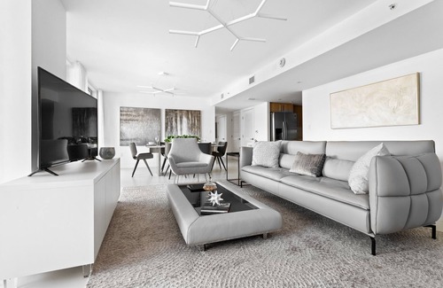 Bay Harbor Islands Apartamento | Gateway 2BR Apt★Rooftop Pool★Perfect For Families