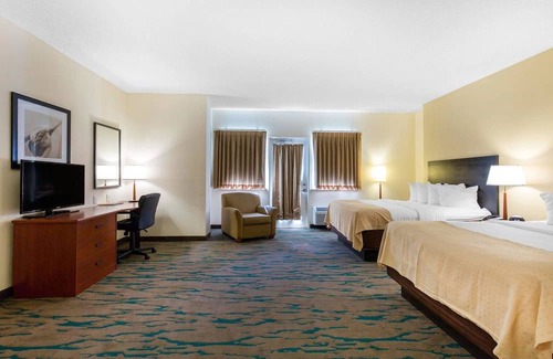 Ocean City Hotel | Gateway Hotel & Suites, Ascend Hotel Collection