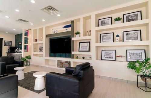 Ocean City Hotel | Gateway Hotel & Suites Ocean City, Ascend Hotel Collection