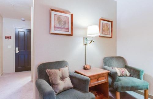 Mountain House Hotel | Gateway Studio Getaway
