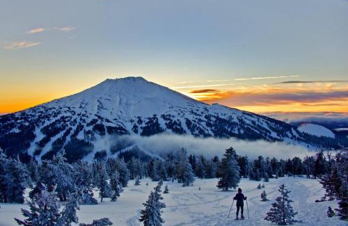 Century West Casa | Gateway to Mt Bachelor