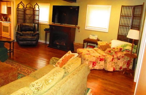 Elmira Casa | Gateway to Northern Michigan.