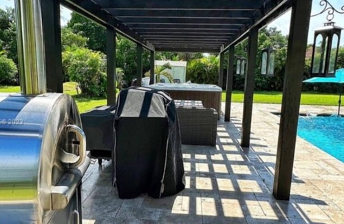Homestead Casa | Gateway to Paradise - Miami and the Florida Keys & Key West In a luxury home