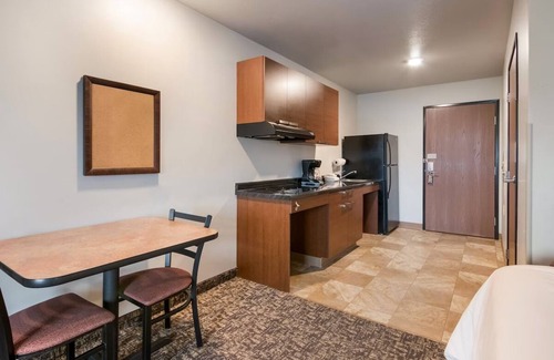 St. George Casa | Gateway to Zion – Modern Stay in St. George w/ Kitchen