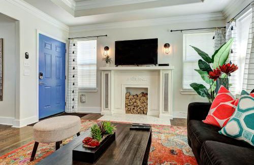 Central Oklahoma City Casa | Gatewood Getaway-City card 4 local biz discounts