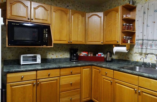 Lakemore Casa | Gather by the Lake at Bear's Cove