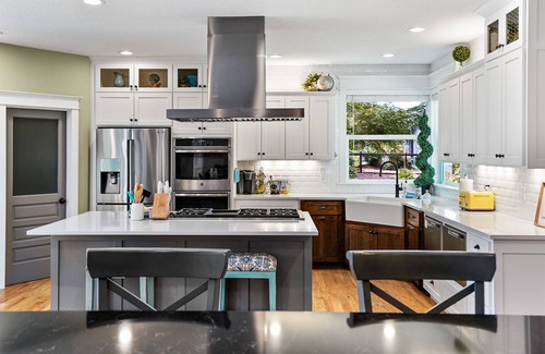 Salem Casa | Gather - luxury farmhouse retreat in the heart of the Oregon Wine Country