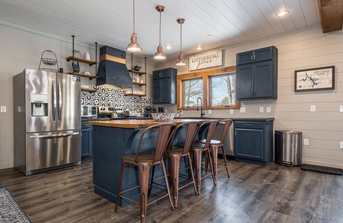 Oakland Casa | Gathering Place: Lakefront w. boat slip | Dog friendly | Hot tub | Fire pit