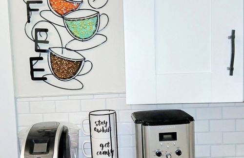 East Point Casa | Spacious Family-Friendly Atlanta Vacation Home, Backyard Near Downtown & Airport