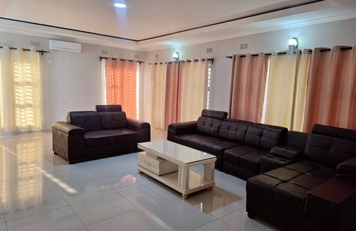 Lusaka Apartamento | GATOMA EXECUTIVE LODGE