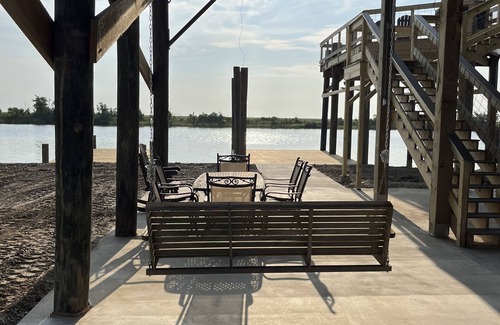 Chauvin Casa | Gator Den - Camp on the water with an amazing view!
