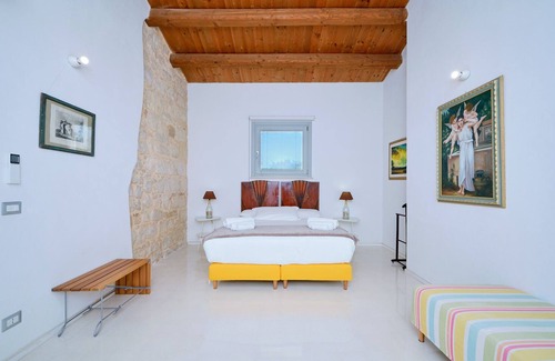 Ragusa Complejo | Resort elegante con piscina panorámica en el campo cerca del mar