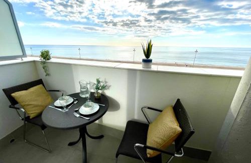Cádiz Apartamento | GATU Villa Camarote con vistas al mar , Preferente mayores de 21 años y familias