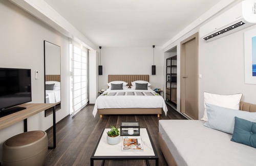 Cove Osibova (Milna) Hotel | Gava Waterman Milna Resort