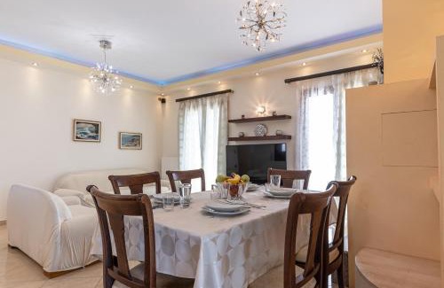 Melanes Apartamento | Gavriella House