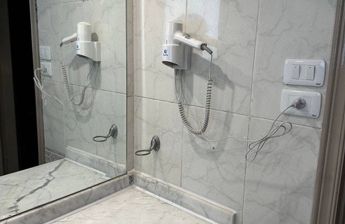 Al-'Umraniyah Hotel | Gawharet Al Ahram Hotel